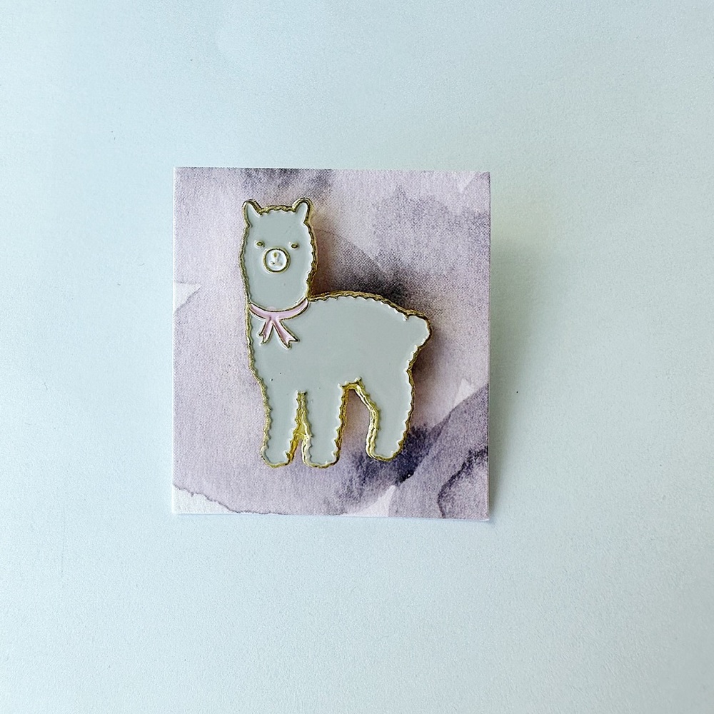 Alpaca Pin